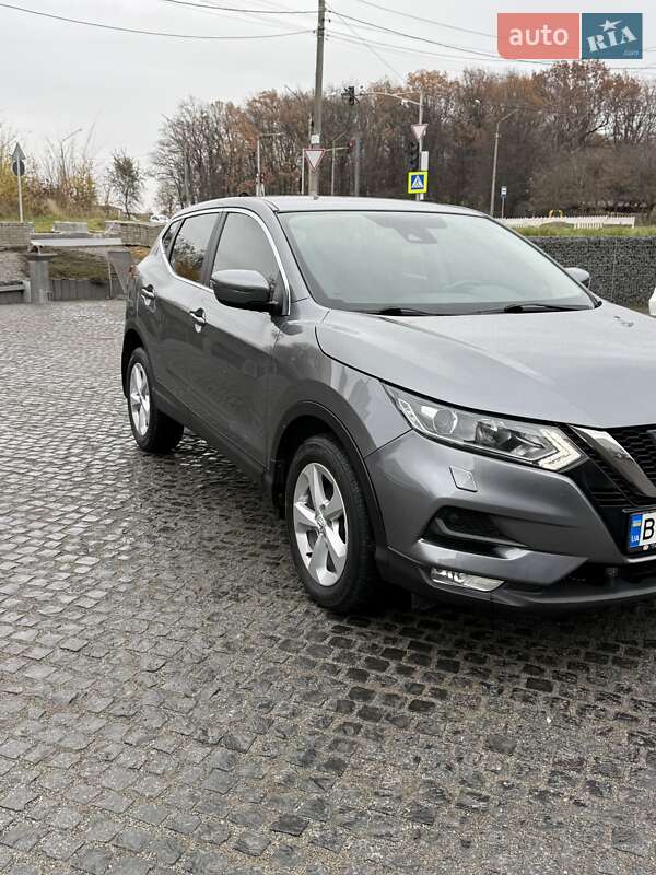 Позашляховик / Кросовер Nissan Qashqai 2018 в Львові