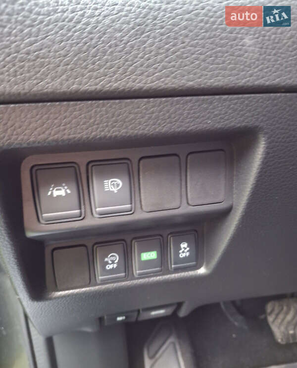 Внедорожник / Кроссовер Nissan Qashqai 2017 в Дубно