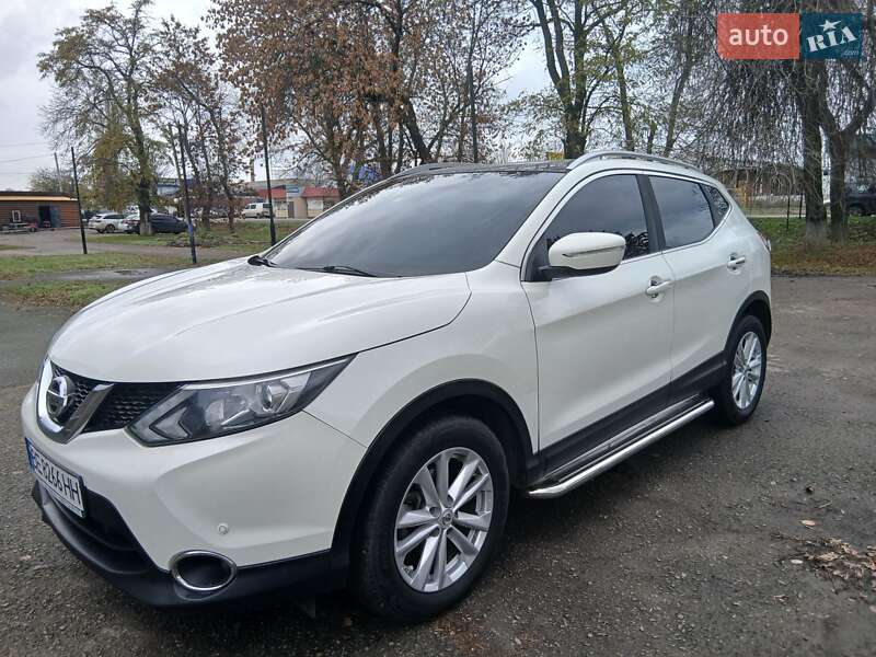 Позашляховик / Кросовер Nissan Qashqai 2015 в Первомайську фото 5 Позашляховик / Кросовер Nissan Qashqai 2015 в Первомайську