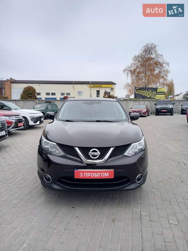 Позашляховик / Кросовер Nissan Qashqai 2015 в Полтаві