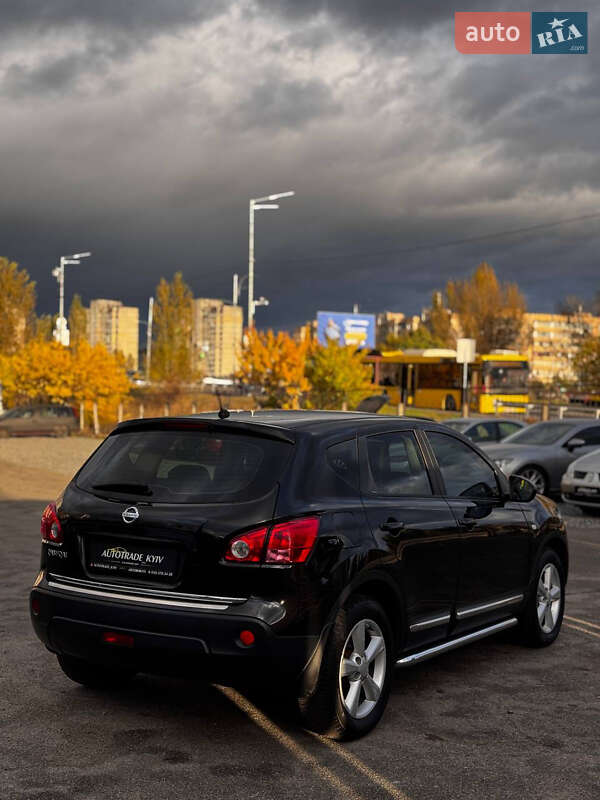 Позашляховик / Кросовер Nissan Qashqai 2008 в Києві