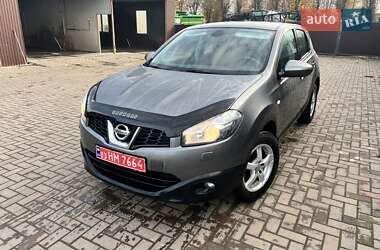 Позашляховик / Кросовер Nissan Qashqai 2011 в Луцьку