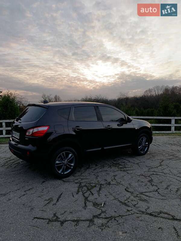 Позашляховик / Кросовер Nissan Qashqai 2012 в Любарі