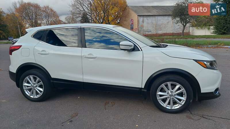Внедорожник / Кроссовер Nissan Qashqai 2017 в Чернигове