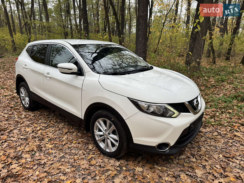 Внедорожник / Кроссовер Nissan Qashqai 2017 в Киеве