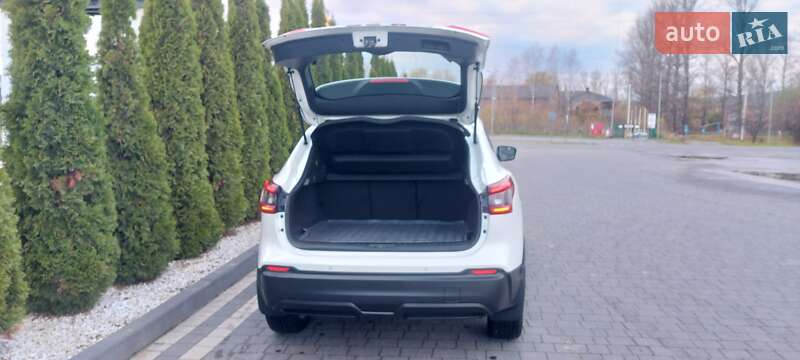 Внедорожник / Кроссовер Nissan Qashqai 2021 в Надворной