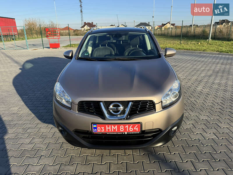 Позашляховик / Кросовер Nissan Qashqai 2012 в Луцьку