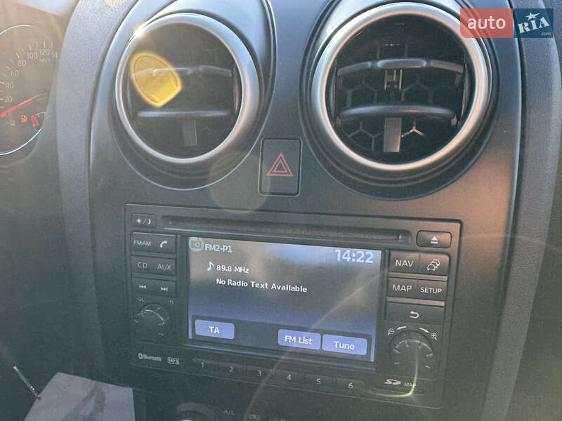 Позашляховик / Кросовер Nissan Qashqai 2012 в Луцьку