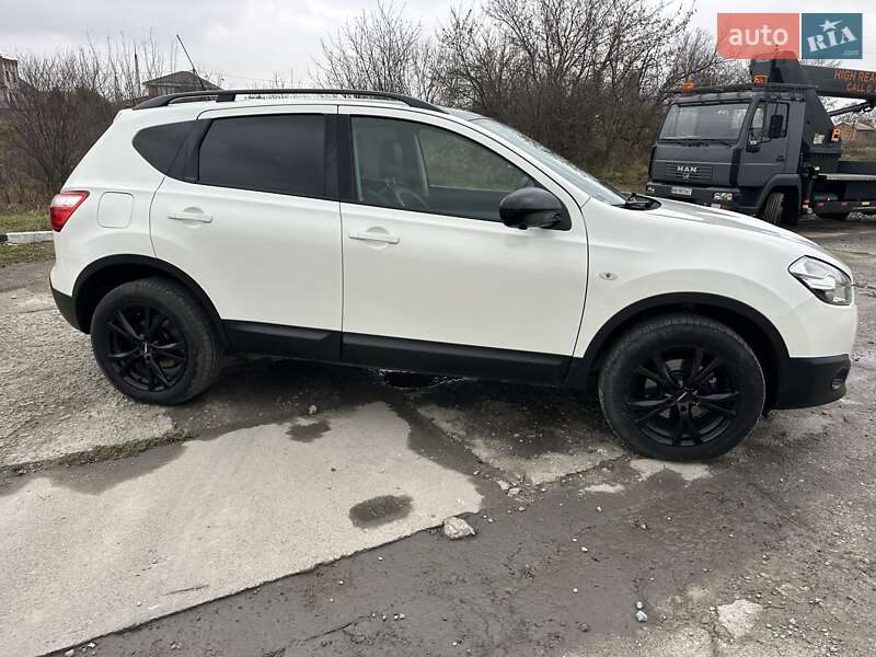 Внедорожник / Кроссовер Nissan Qashqai 2013 в Бердичеве