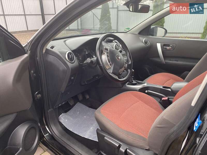 Внедорожник / Кроссовер Nissan Qashqai 2008 в Нововолынске