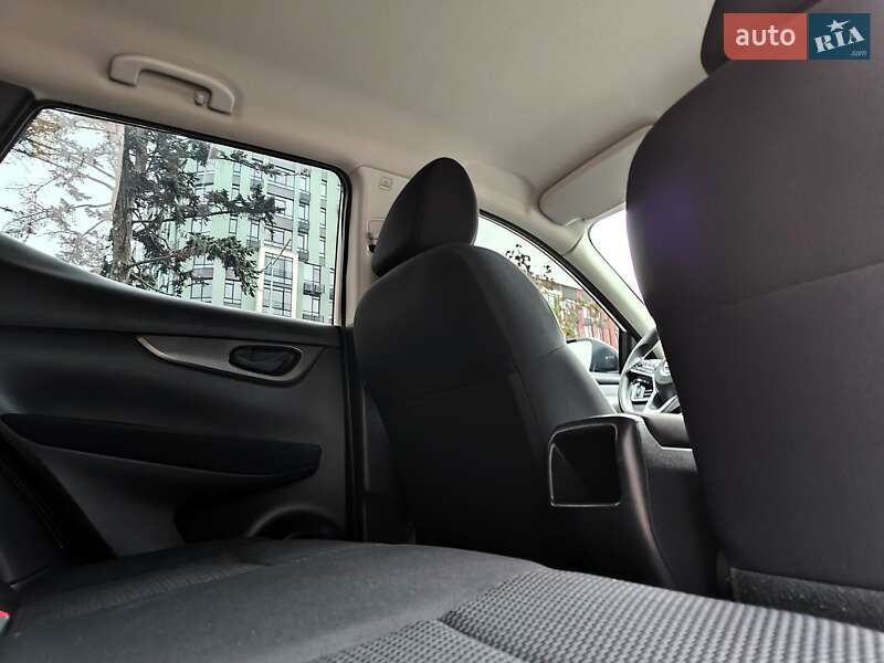 Внедорожник / Кроссовер Nissan Qashqai 2019 в Киеве