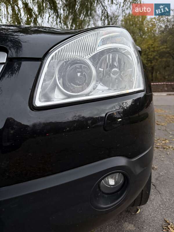Позашляховик / Кросовер Nissan Qashqai 2009 в Запоріжжі