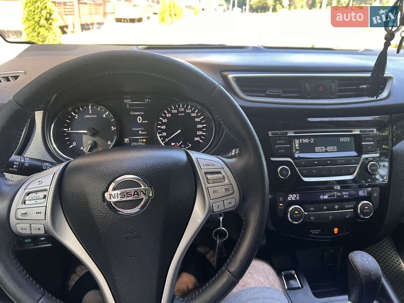 Внедорожник / Кроссовер Nissan Qashqai 2015 в Чернигове