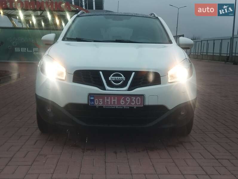 Внедорожник / Кроссовер Nissan Qashqai 2011 в Новых Санжарах