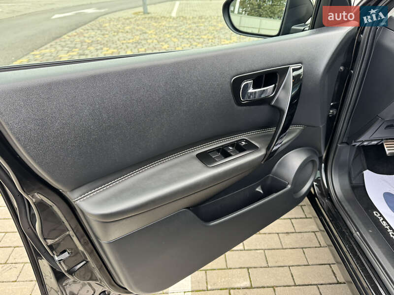 Внедорожник / Кроссовер Nissan Qashqai 2013 в Луцке