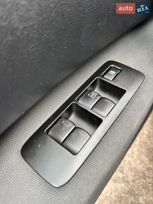 Внедорожник / Кроссовер Nissan Qashqai 2011 в Сумах фото 26 Внедорожник / Кроссовер Nissan Qashqai 2011 в Сумах