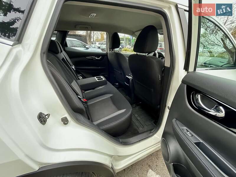 Внедорожник / Кроссовер Nissan Qashqai 2020 в Киеве