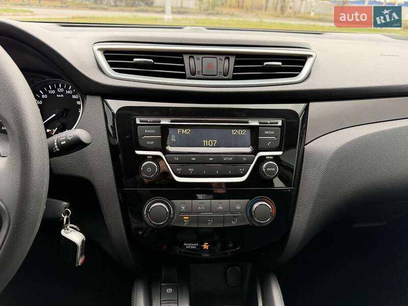 Внедорожник / Кроссовер Nissan Qashqai 2021 в Днепре