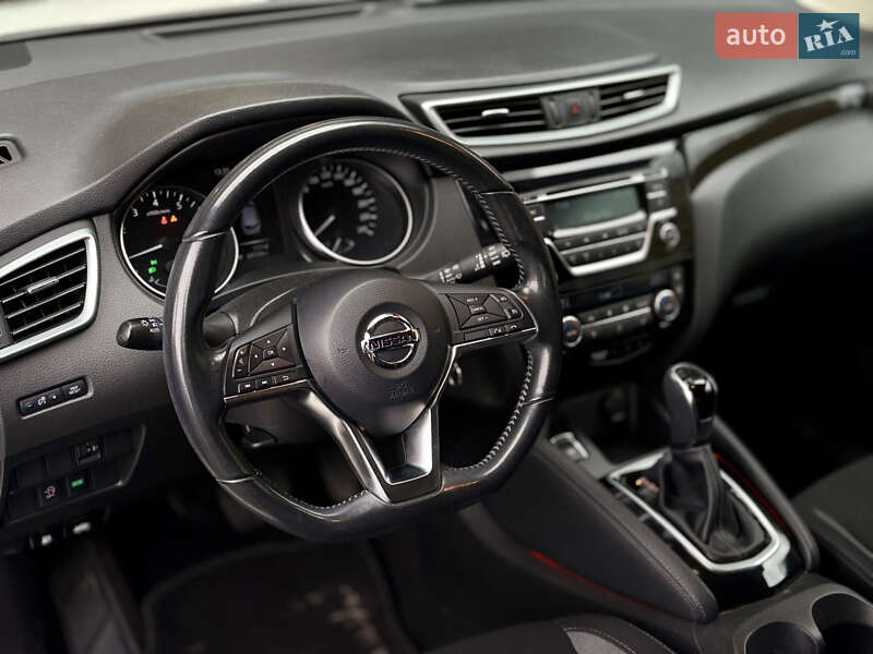 Внедорожник / Кроссовер Nissan Qashqai 2019 в Харькове