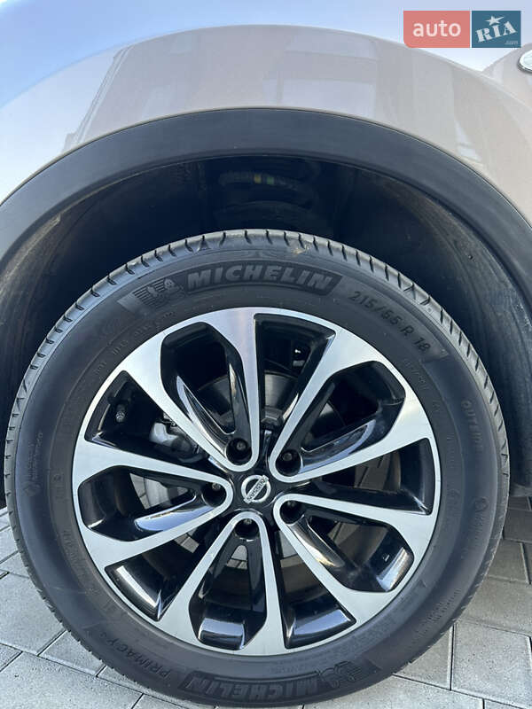 Внедорожник / Кроссовер Nissan Qashqai 2012 в Луцке фото 7 Внедорожник / Кроссовер Nissan Qashqai 2012 в Луцке