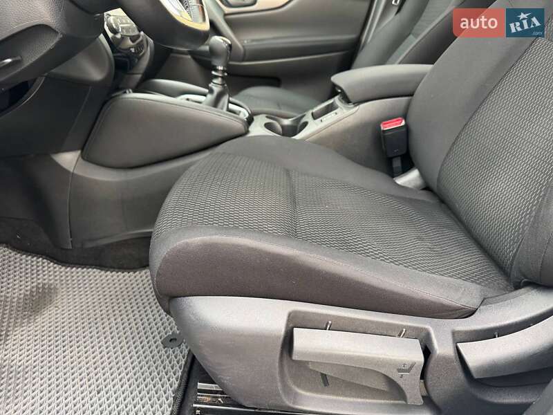 Внедорожник / Кроссовер Nissan Qashqai 2018 в Днепре