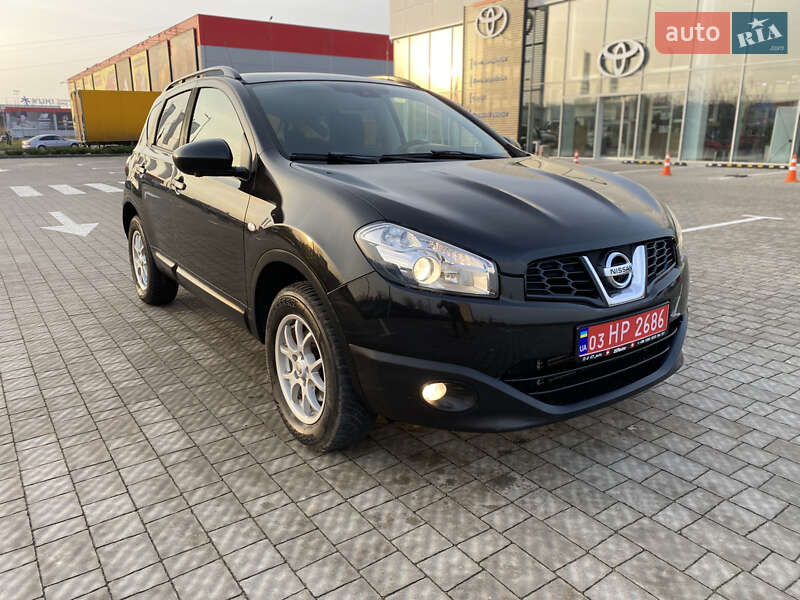 Внедорожник / Кроссовер Nissan Qashqai 2013 в Ровно