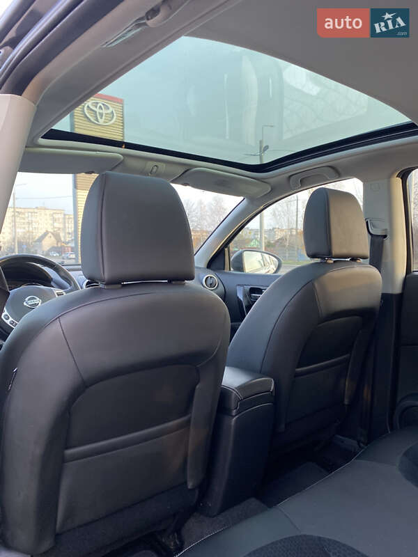 Внедорожник / Кроссовер Nissan Qashqai 2013 в Ровно