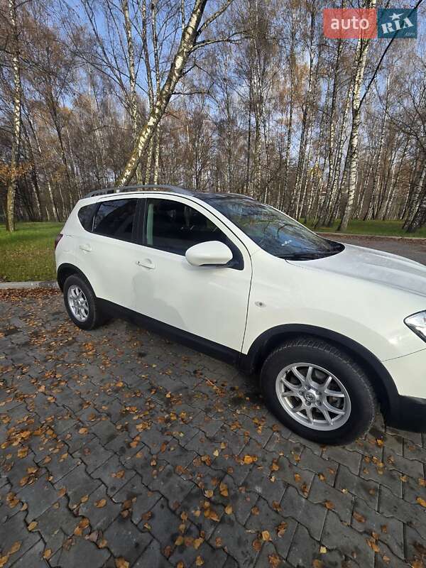 Внедорожник / Кроссовер Nissan Qashqai 2010 в Тернополе фото 7 Внедорожник / Кроссовер Nissan Qashqai 2010 в Тернополе