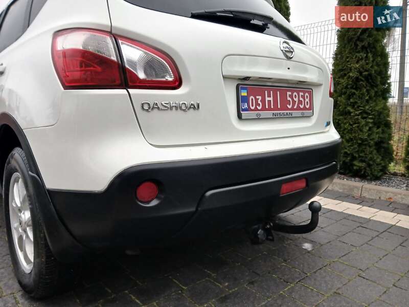 Внедорожник / Кроссовер Nissan Qashqai 2010 в Кременце