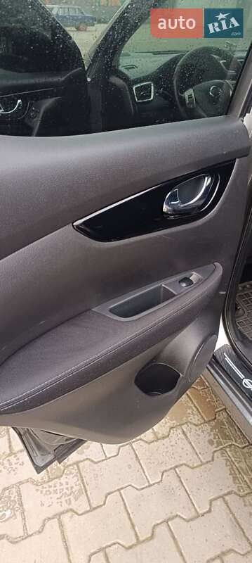 Внедорожник / Кроссовер Nissan Qashqai 2015 в Староконстантинове фото 10 Внедорожник / Кроссовер Nissan Qashqai 2015 в Староконстантинове