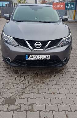 Позашляховик / Кросовер Nissan Qashqai 2015 в Старокостянтинові