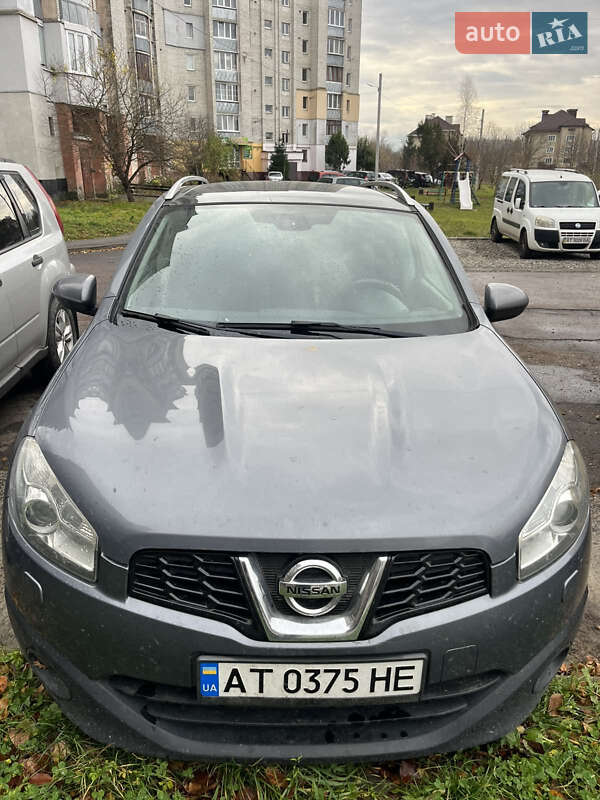 Внедорожник / Кроссовер Nissan Qashqai 2010 в Калуше