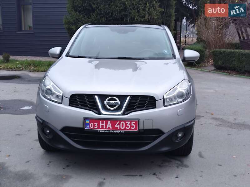 Внедорожник / Кроссовер Nissan Qashqai 2010 в Звягеле