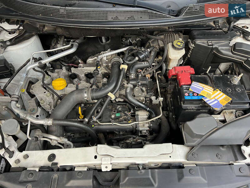 Позашляховик / Кросовер Nissan Qashqai 2017 в Києві фото 25 Позашляховик / Кросовер Nissan Qashqai 2017 в Києві