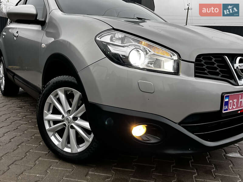 Внедорожник / Кроссовер Nissan Qashqai 2011 в Косове