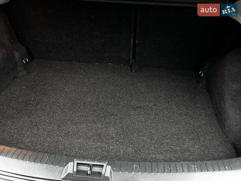 Внедорожник / Кроссовер Nissan Qashqai 2011 в Косове