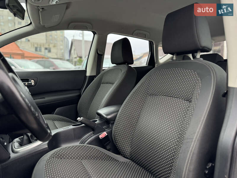 Позашляховик / Кросовер Nissan Qashqai 2009 в Бердичеві фото 28 Позашляховик / Кросовер Nissan Qashqai 2009 в Бердичеві