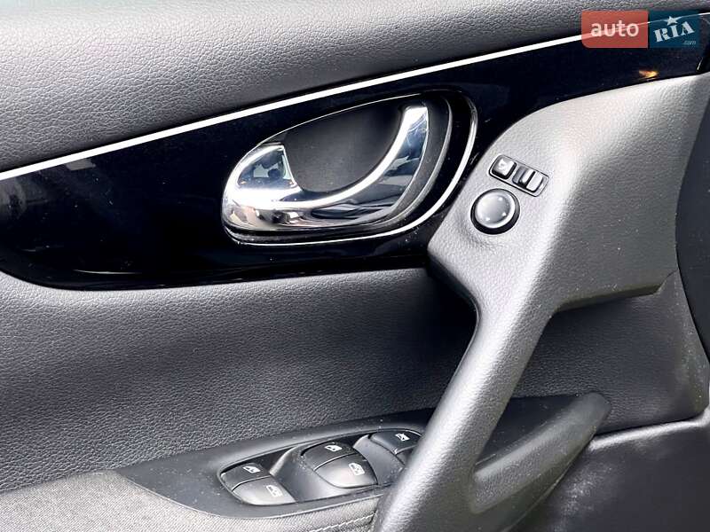 Внедорожник / Кроссовер Nissan Qashqai 2018 в Киеве