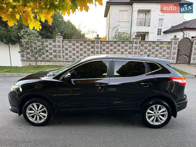 Внедорожник / Кроссовер Nissan Qashqai 2017 в Ровно