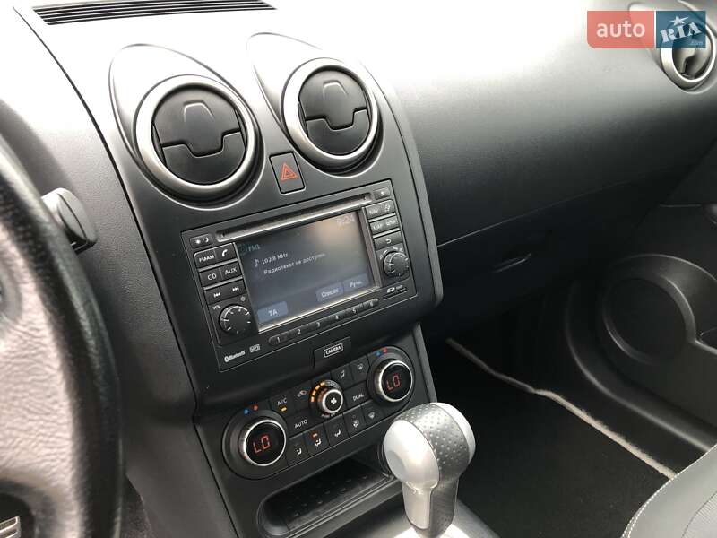 Позашляховик / Кросовер Nissan Qashqai 2012 в Житомирі