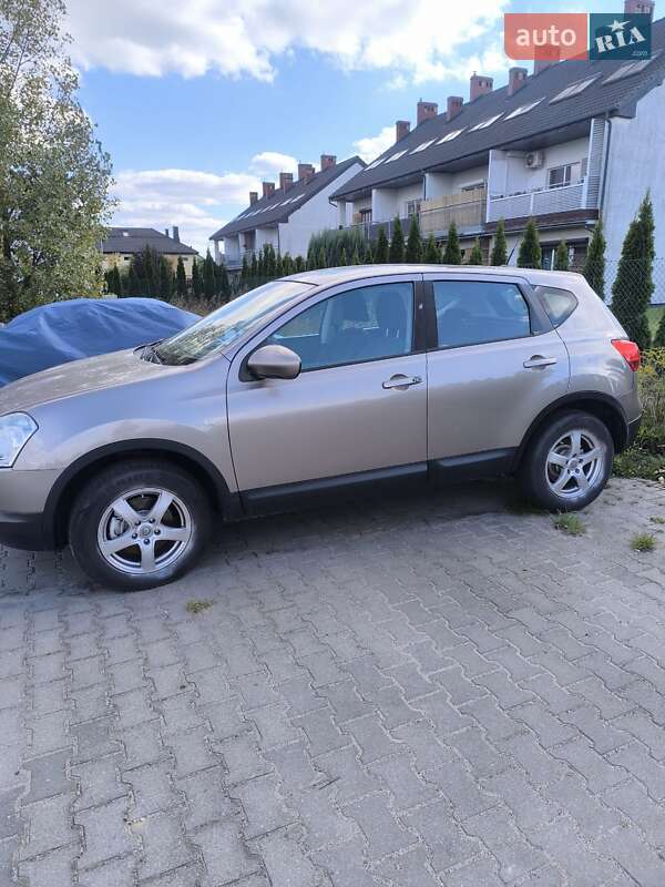 Внедорожник / Кроссовер Nissan Qashqai 2008 в Ивано-Франковске