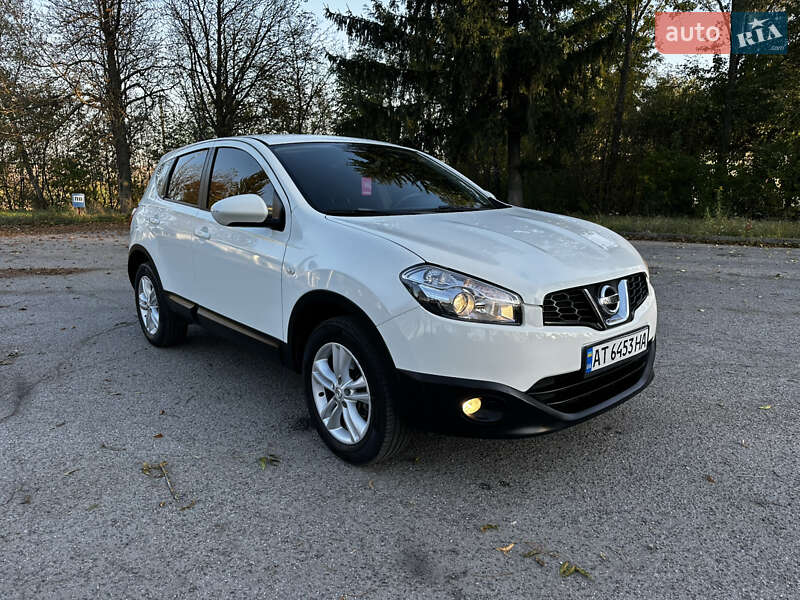 Внедорожник / Кроссовер Nissan Qashqai 2010 в Кицмани