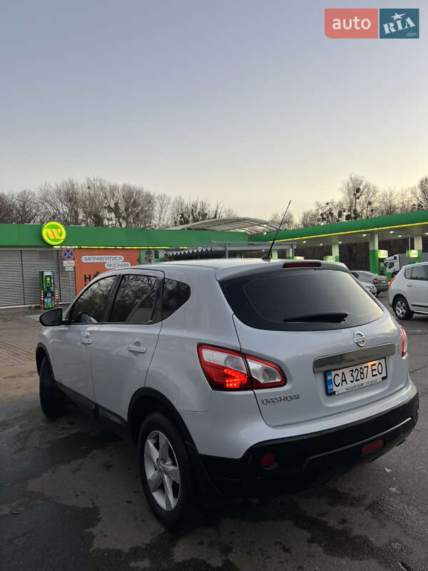 Внедорожник / Кроссовер Nissan Qashqai 2011 в Киеве