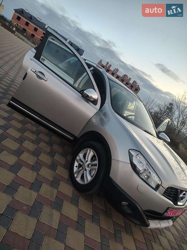 Внедорожник / Кроссовер Nissan Qashqai 2012 в Гайсине