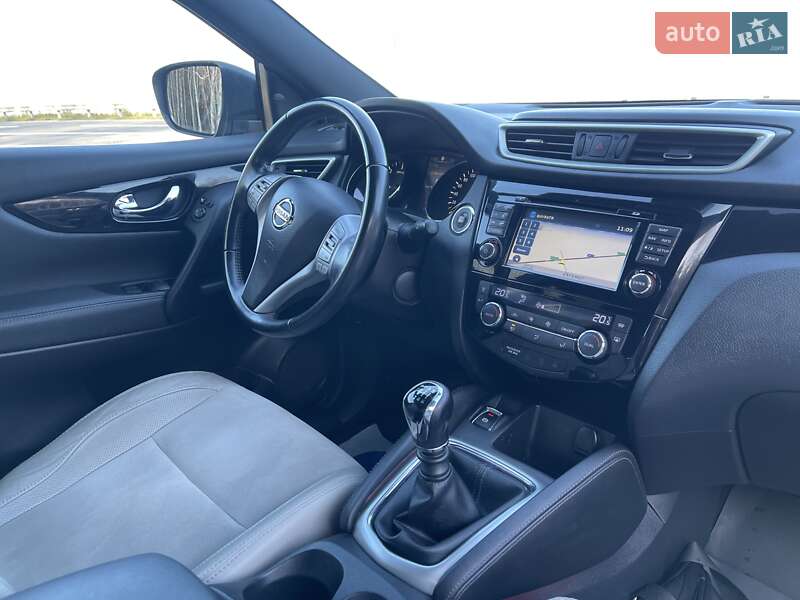 Внедорожник / Кроссовер Nissan Qashqai 2014 в Луцке фото 27 Внедорожник / Кроссовер Nissan Qashqai 2014 в Луцке