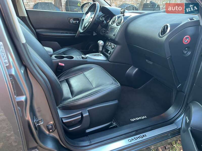 Внедорожник / Кроссовер Nissan Qashqai 2013 в Луцке