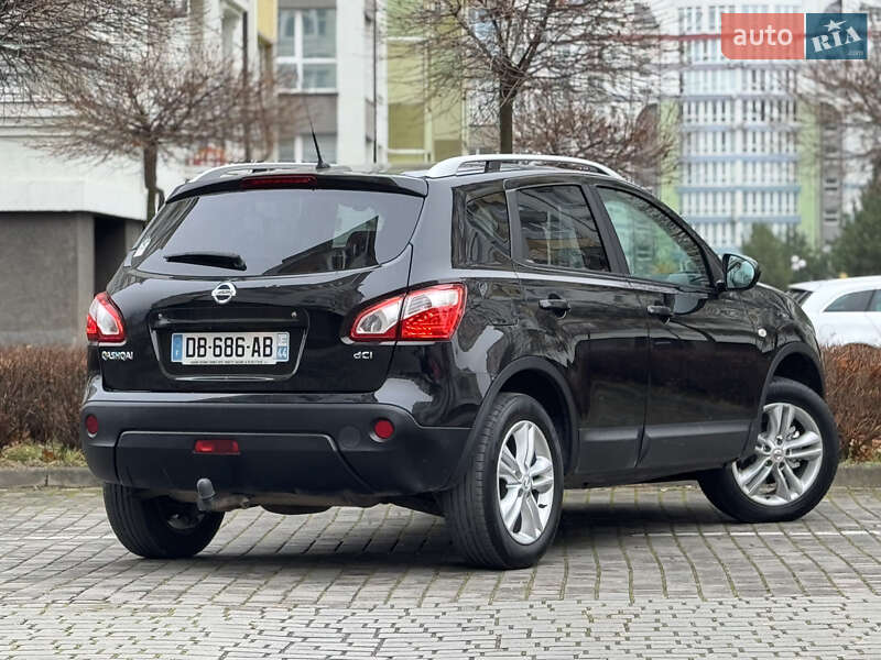 Внедорожник / Кроссовер Nissan Qashqai 2013 в Ивано-Франковске