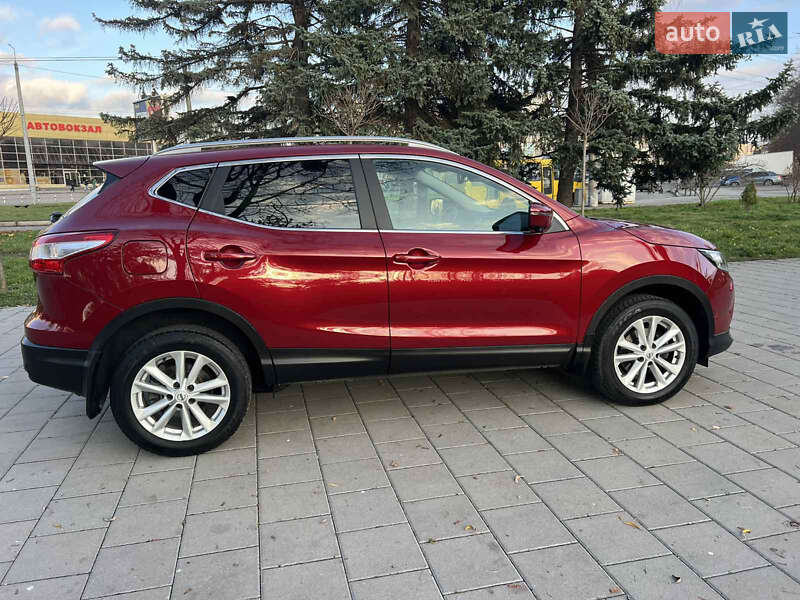 Позашляховик / Кросовер Nissan Qashqai 2016 в Вінниці