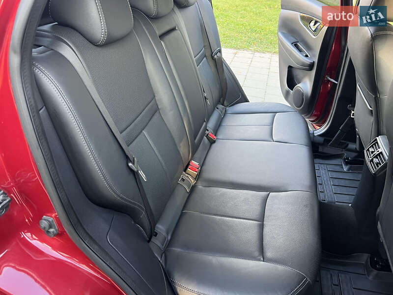 Позашляховик / Кросовер Nissan Qashqai 2016 в Вінниці