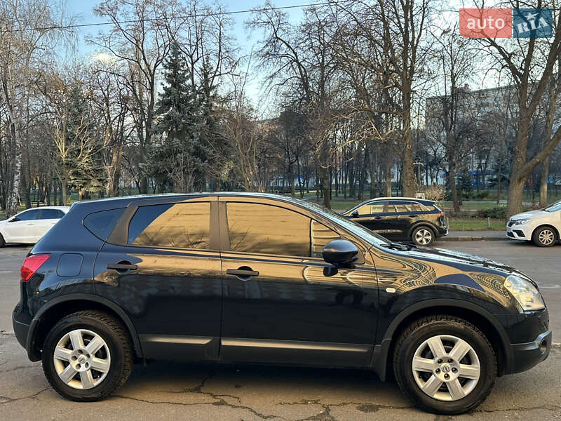 Позашляховик / Кросовер Nissan Qashqai 2007 в Києві